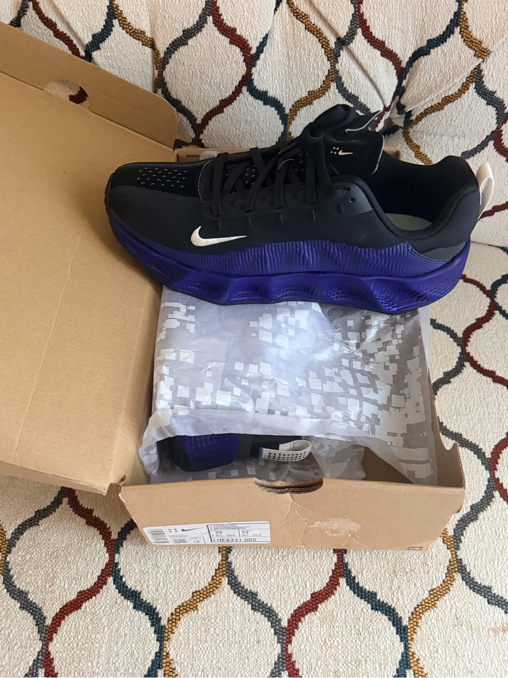 Nike Men’s Black & Purple Athletic Sneakers